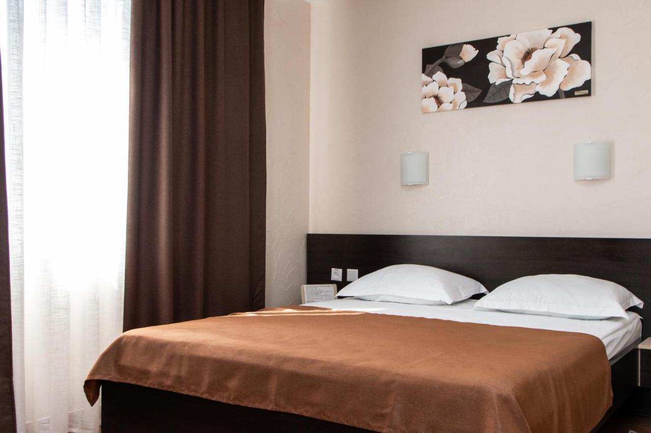 Hotel Гостинний Двір "Марія" Kropywnycki Zewnętrze zdjęcie