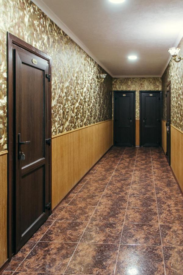 Hotel Гостинний Двір "Марія" Kropywnycki Zewnętrze zdjęcie